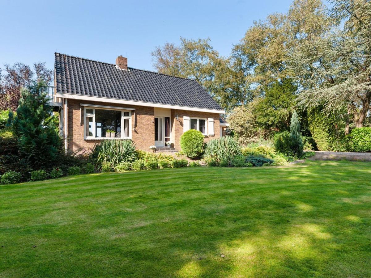 Cozy Vacation Home With A Private Garden Mantinge Luaran gambar