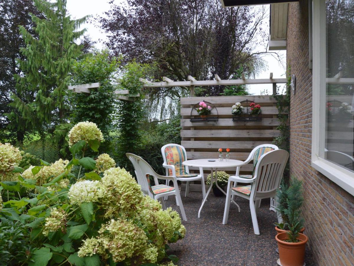 Cozy Vacation Home With A Private Garden Mantinge Luaran gambar